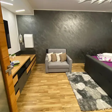Luxury אוסטרבה